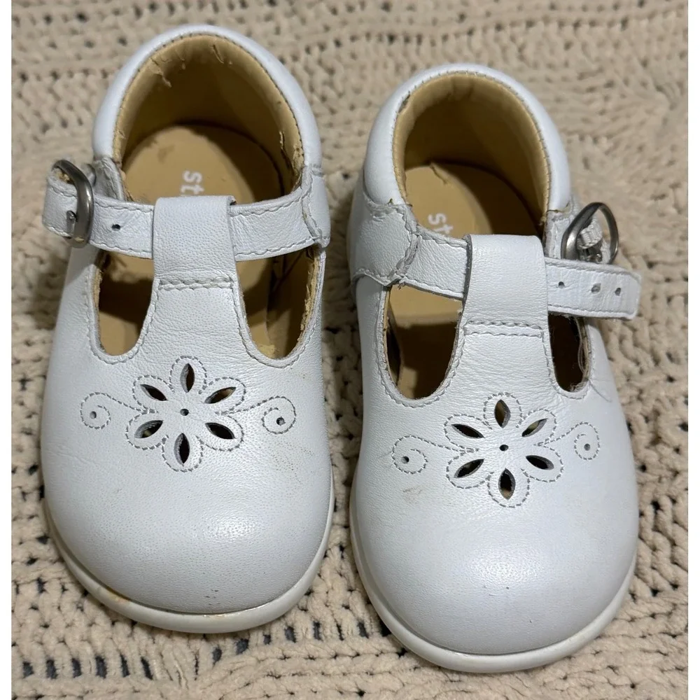 Stride Rite White Leather Mary Jane T-Strap Floral Baby Shoes 3.5W 1023050